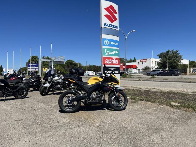 APRILIA TUONO 125 ABS